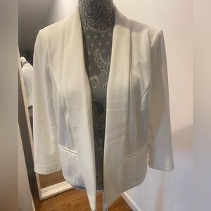 Anne Klein White Crepe Blazer